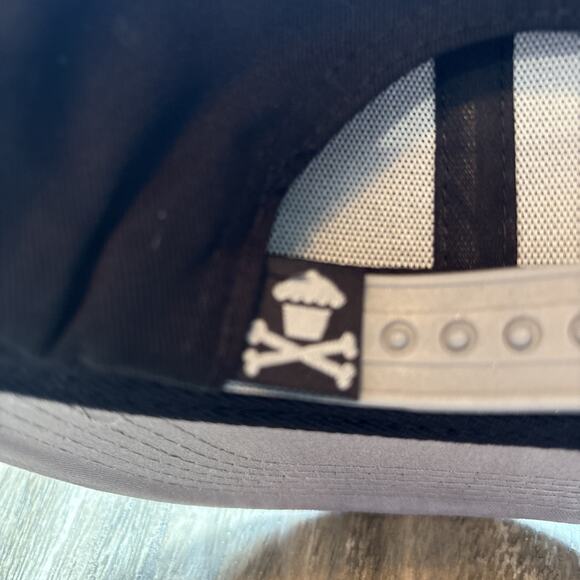 Johnny Cupcakes Baseball Snapback Hat NEW - Picture 4 of 4